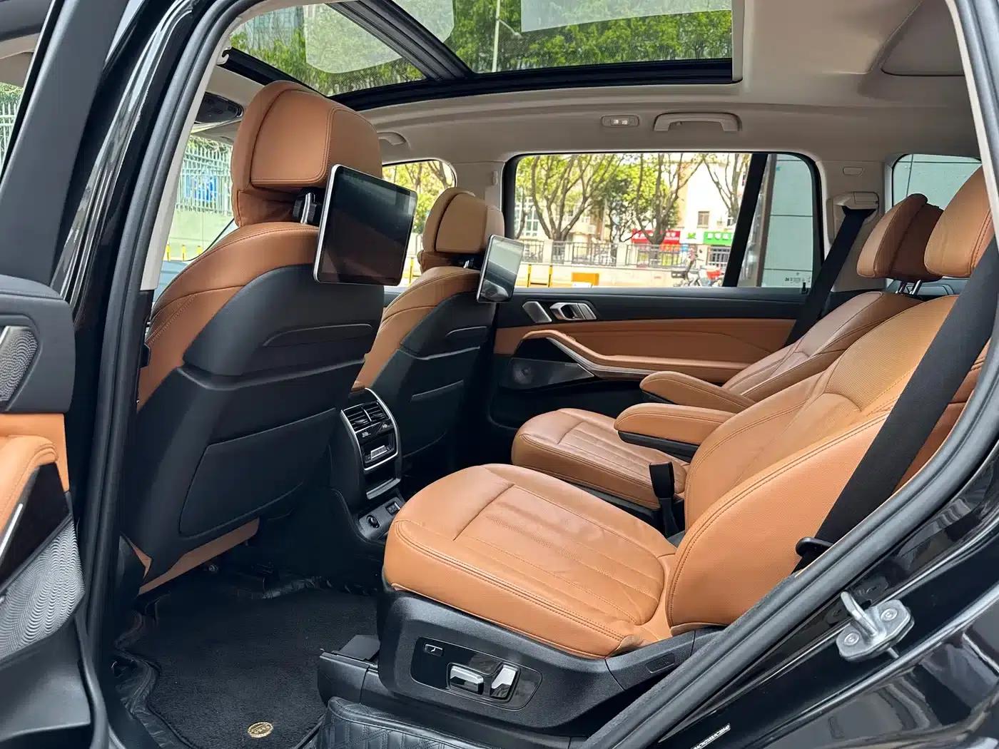 BMW X7 2020 xDrive40i Luxury Package — миниатюра 6