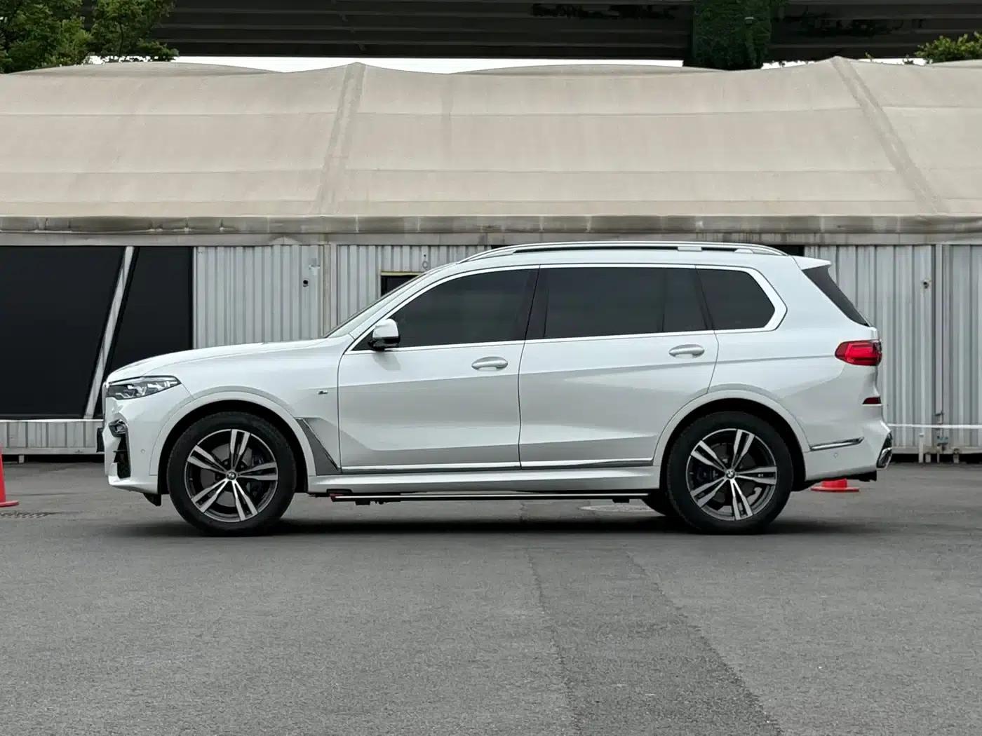 BMW X7 2021 xDrive40i M Sport Package — миниатюра 3