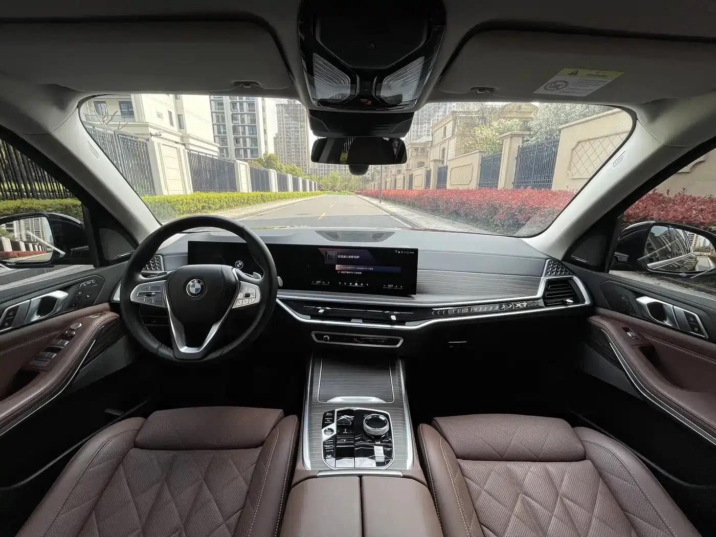 BMW X7 2023 xDrive40i Leading Luxury Package — миниатюра 14