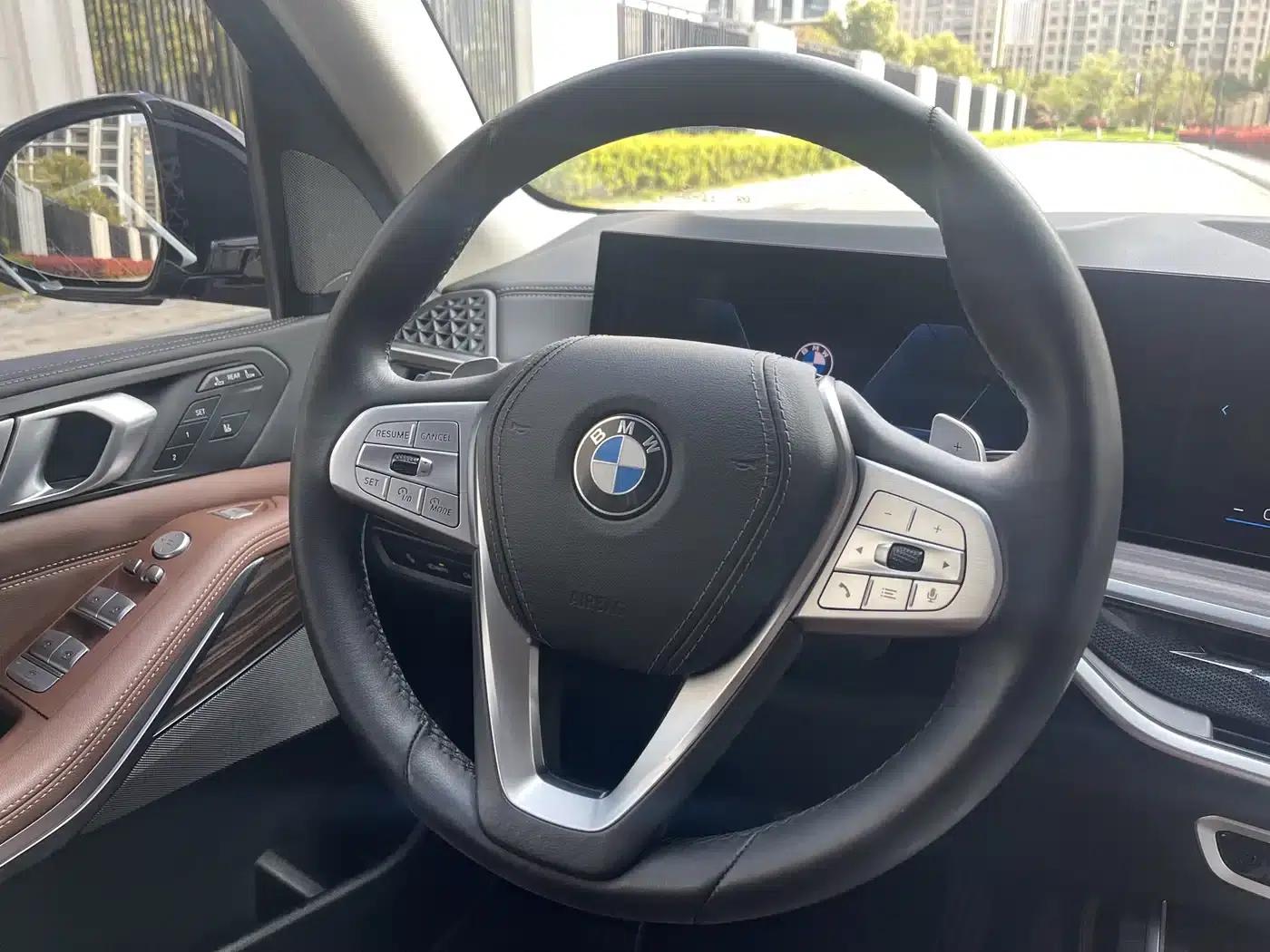 BMW X7 2023 xDrive40i Leading Luxury Package — миниатюра 15