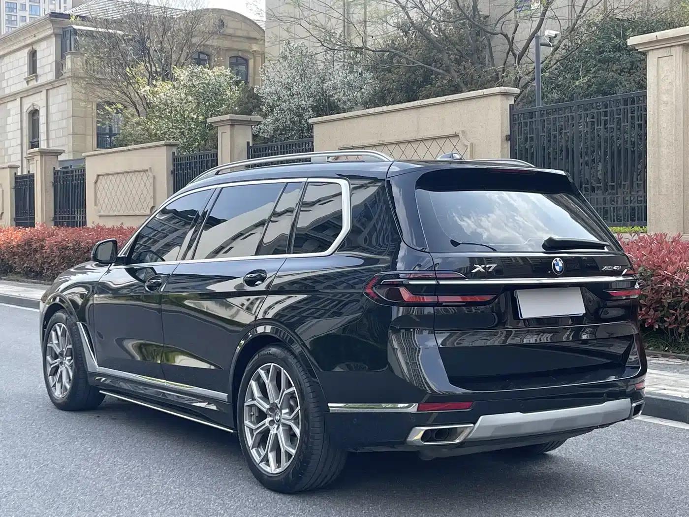 BMW X7 2023 xDrive40i Leading Luxury Package — миниатюра 5