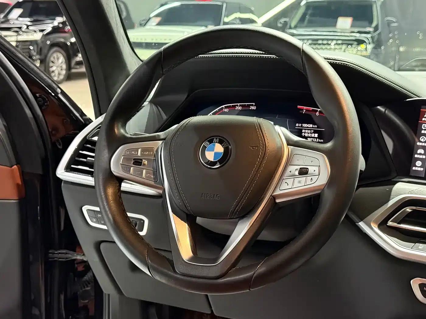 BMW X7 2020 xDrive40i Luxury Package — миниатюра 16