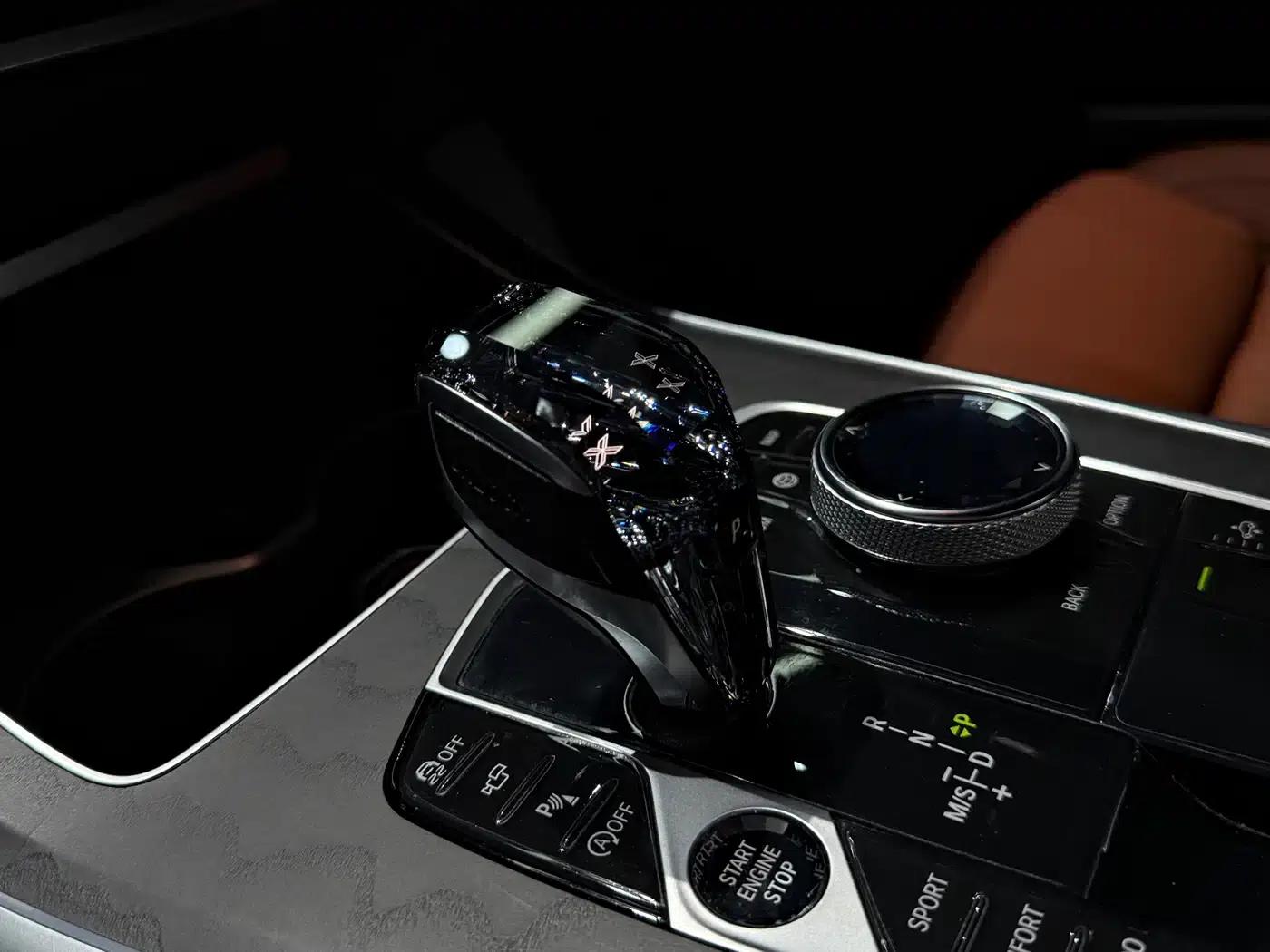 BMW X7 2020 xDrive40i Luxury Package — миниатюра 8