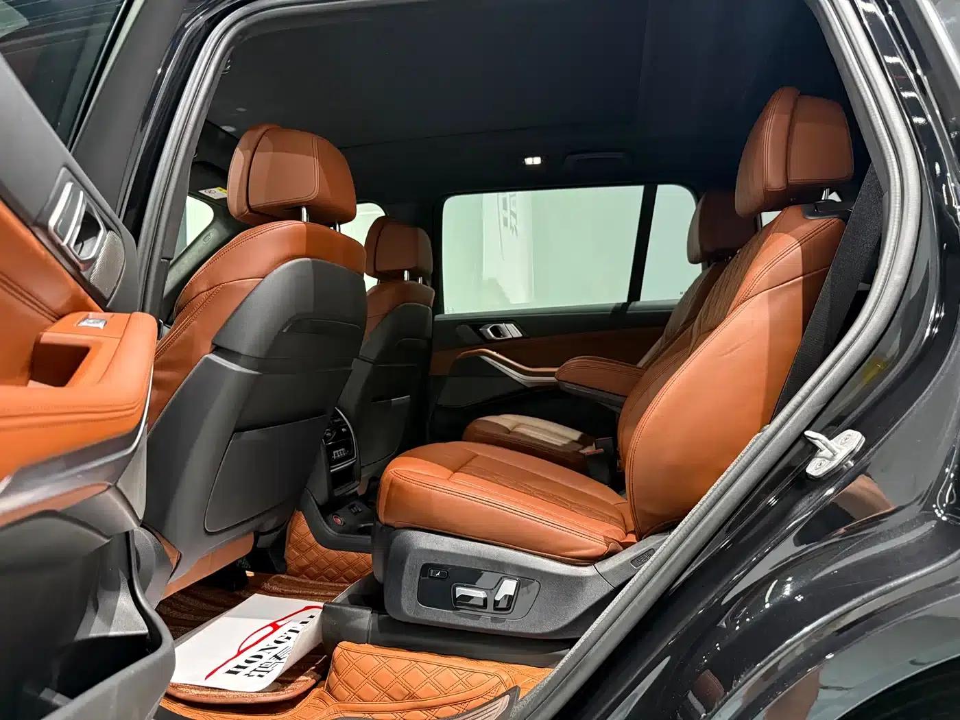 BMW X7 2020 xDrive40i Luxury Package — миниатюра 9