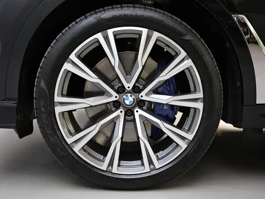 BMW X7 2021 xDrive40i M Sport Package — миниатюра 17