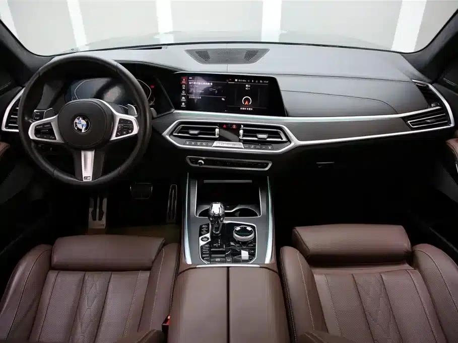BMW X7 2021 xDrive40i M Sport Package — миниатюра 9