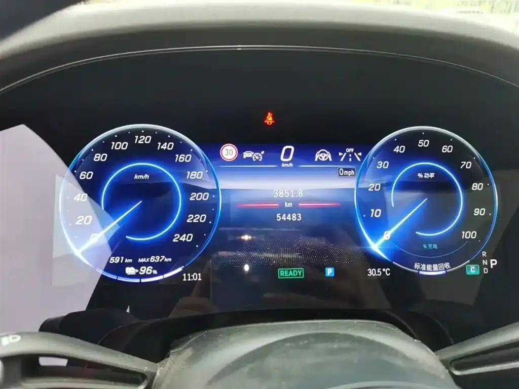 Mercedes-Benz EQS SUV 2023 450 4MATIC Luxury Edition — миниатюра 18