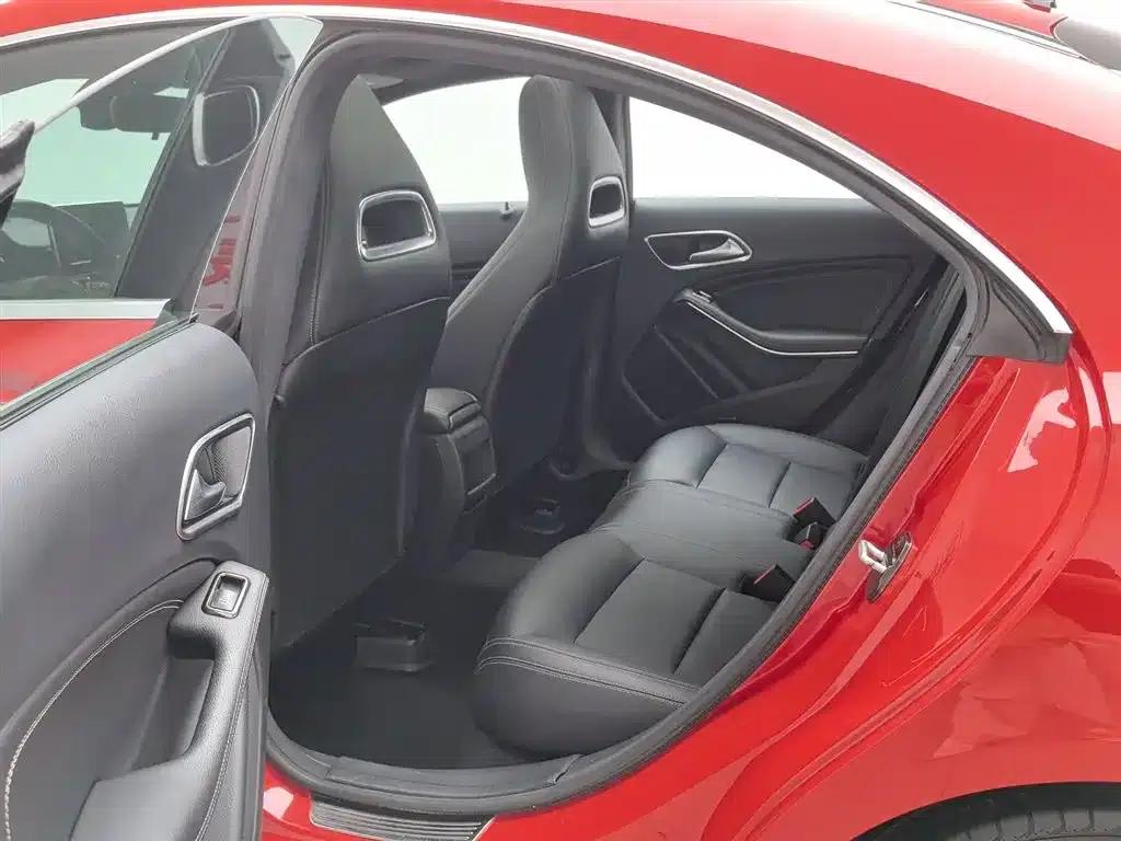 Imported Mercedes-Benz CLA 2017 CLA 200 Fashion Edition — миниатюра 15