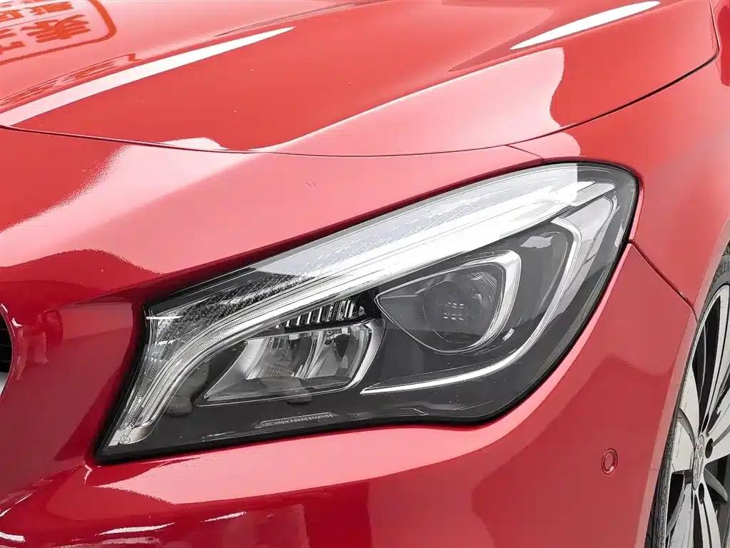 Imported Mercedes-Benz CLA 2017 CLA 200 Fashion Edition — миниатюра 7