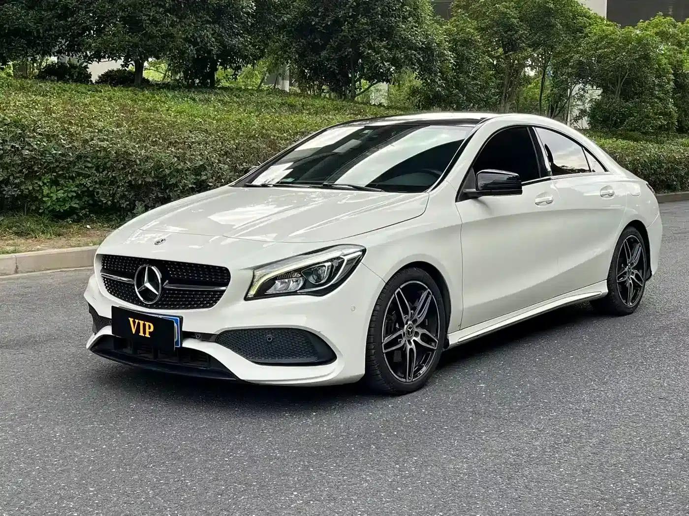 Imported Mercedes-Benz CLA 2017 CLA 220 4MATIC — миниатюра 1