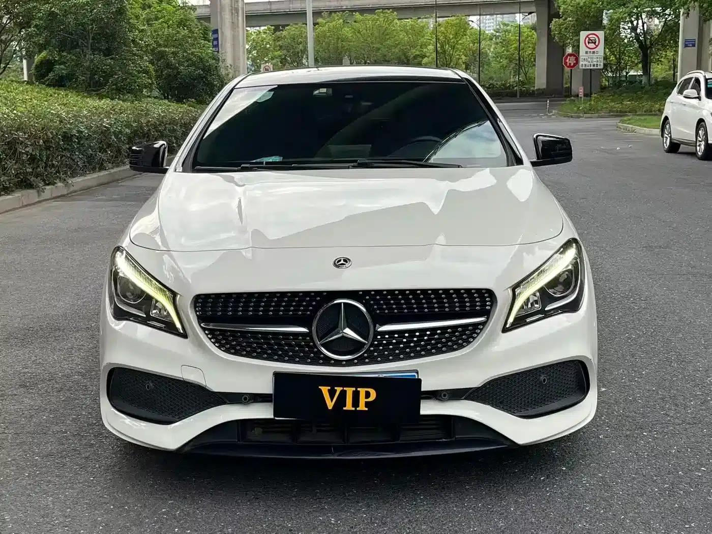 Imported Mercedes-Benz CLA 2017 CLA 220 4MATIC — миниатюра 3