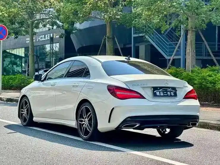 Imported Mercedes-Benz CLA 2017 CLA 220 4MATIC — миниатюра 9