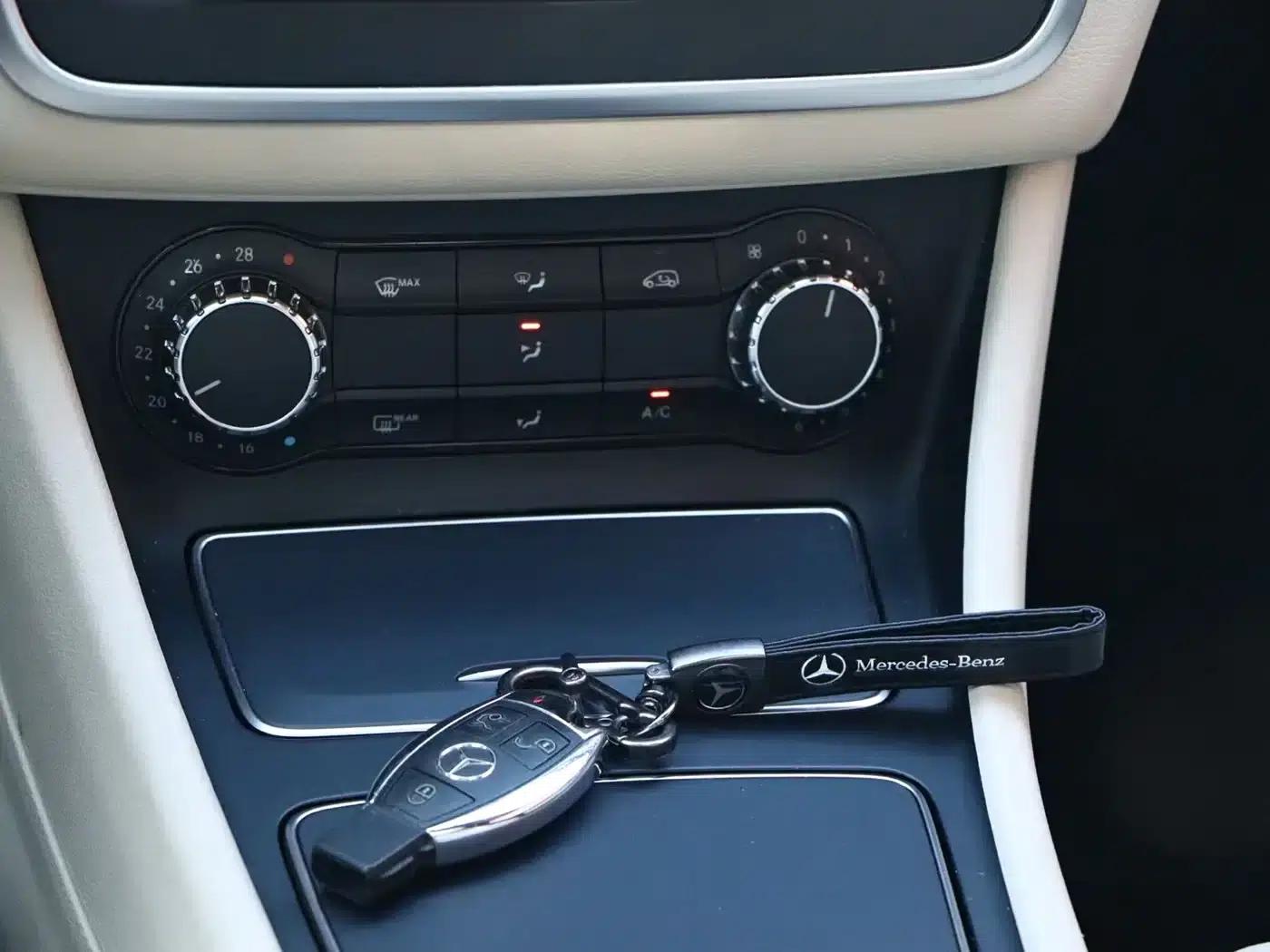Imported Mercedes-Benz CLA 2017 Facelift CLA 200 Fashion Model — миниатюра 16
