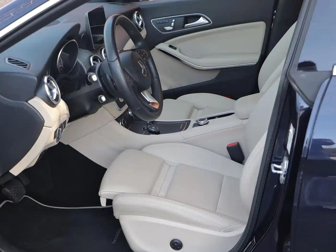 Imported Mercedes-Benz CLA 2017 Facelift CLA 200 Fashion Model — миниатюра 8