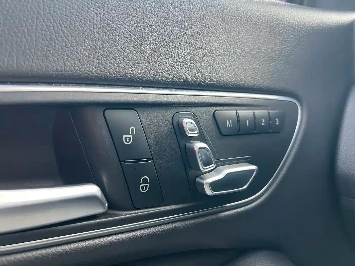 Imported Mercedes-Benz CLA 2018 CLA 220 4MATIC — миниатюра 15