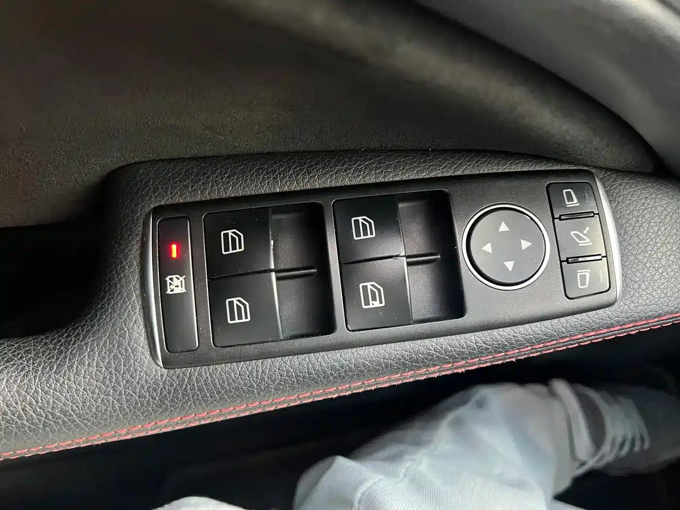 Imported Mercedes-Benz CLA 2018 CLA 220 4MATIC — миниатюра 21