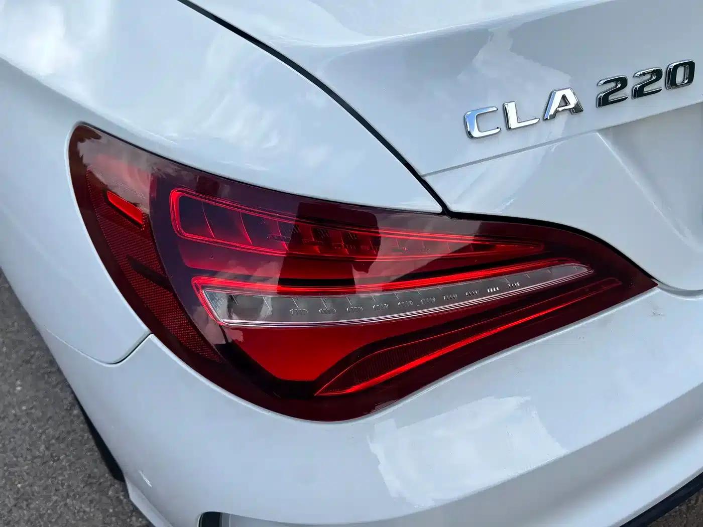 Imported Mercedes-Benz CLA 2018 CLA 220 4MATIC — миниатюра 25
