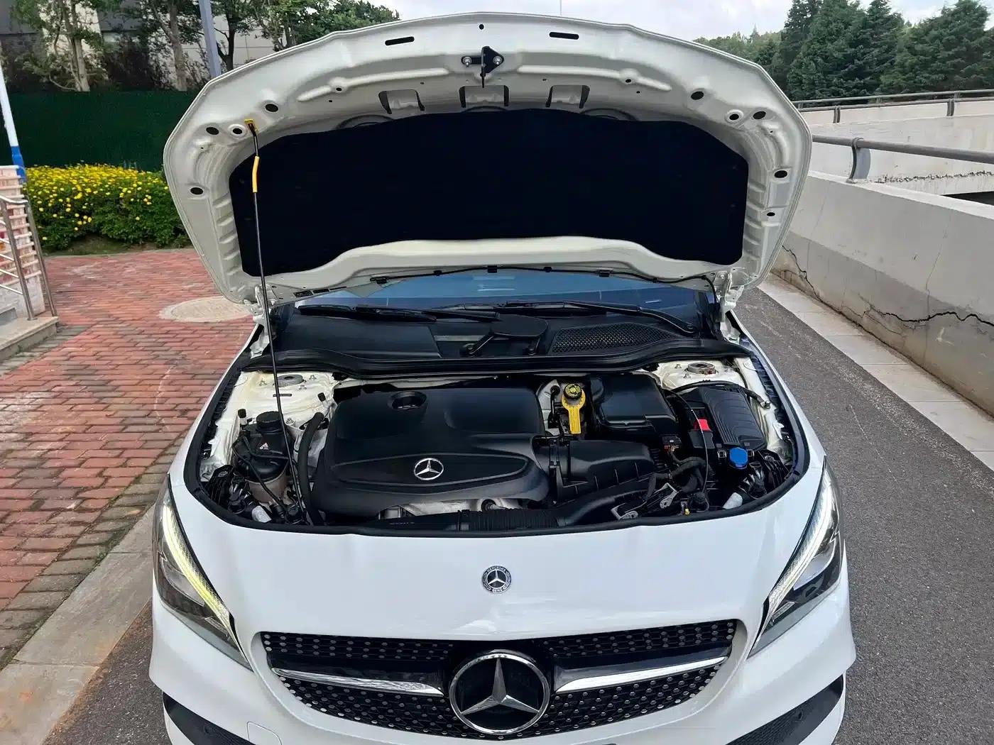 Imported Mercedes-Benz CLA 2018 CLA 220 4MATIC — миниатюра 32