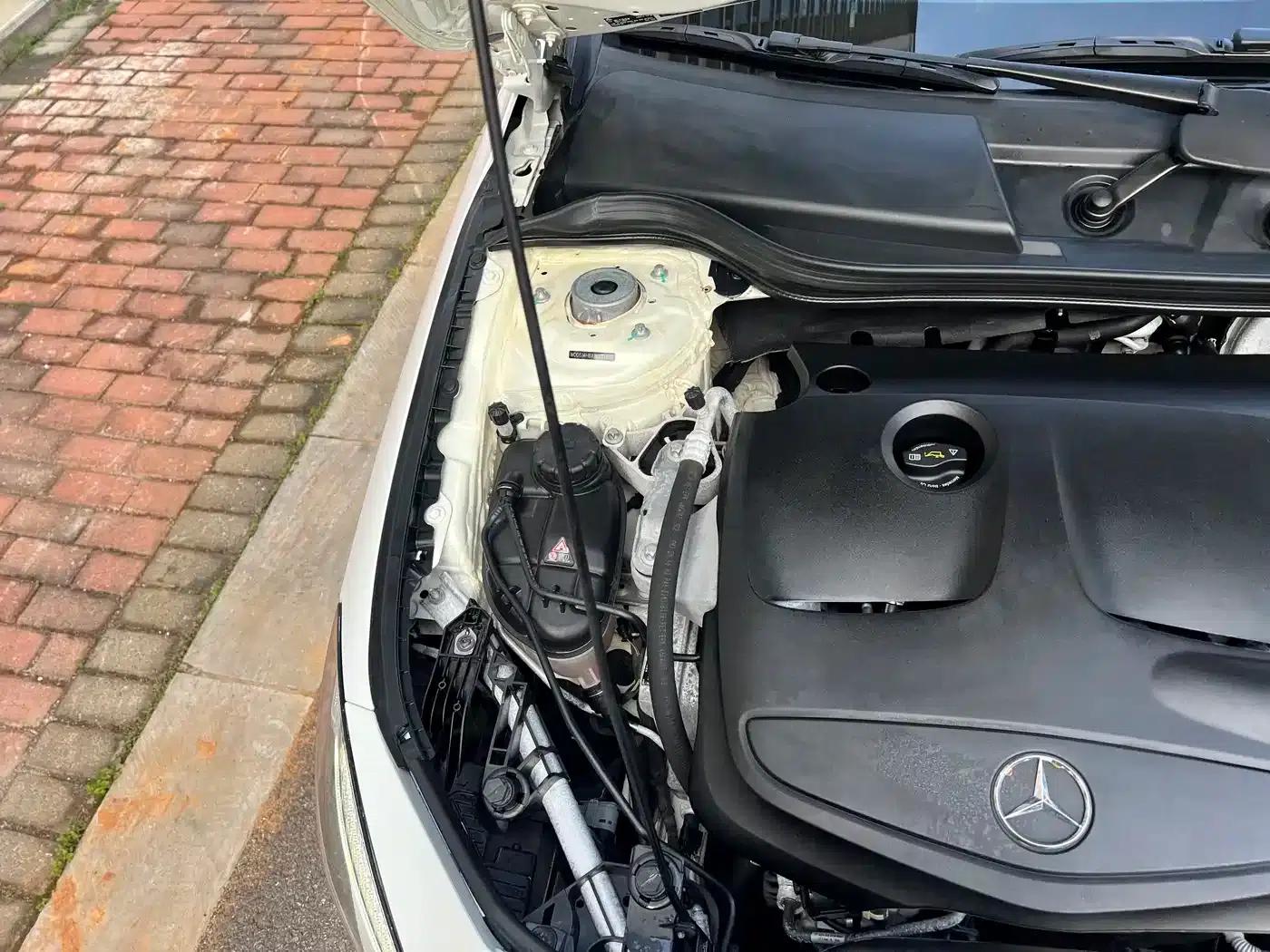Imported Mercedes-Benz CLA 2018 CLA 220 4MATIC — миниатюра 33