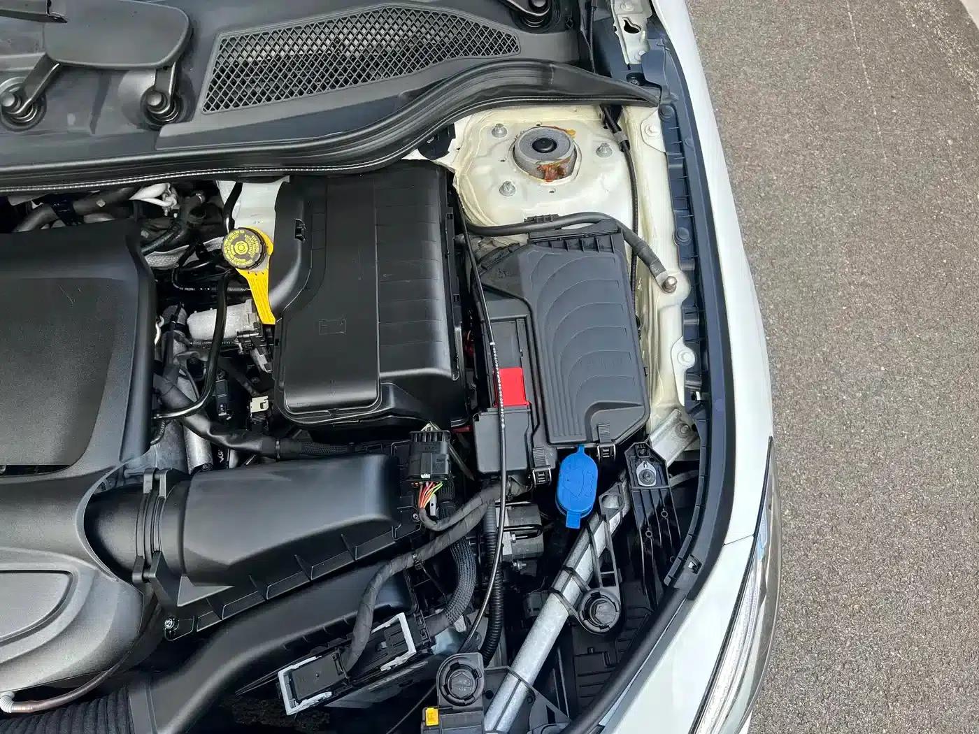 Imported Mercedes-Benz CLA 2018 CLA 220 4MATIC — миниатюра 36