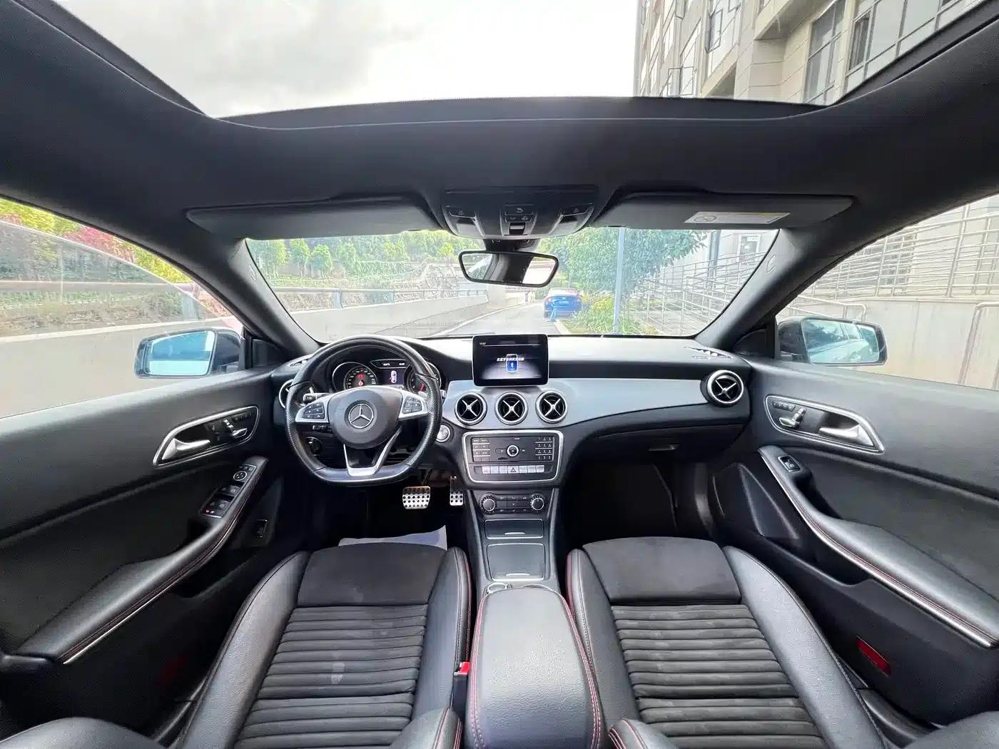 Imported Mercedes-Benz CLA 2018 CLA 220 4MATIC — миниатюра 7