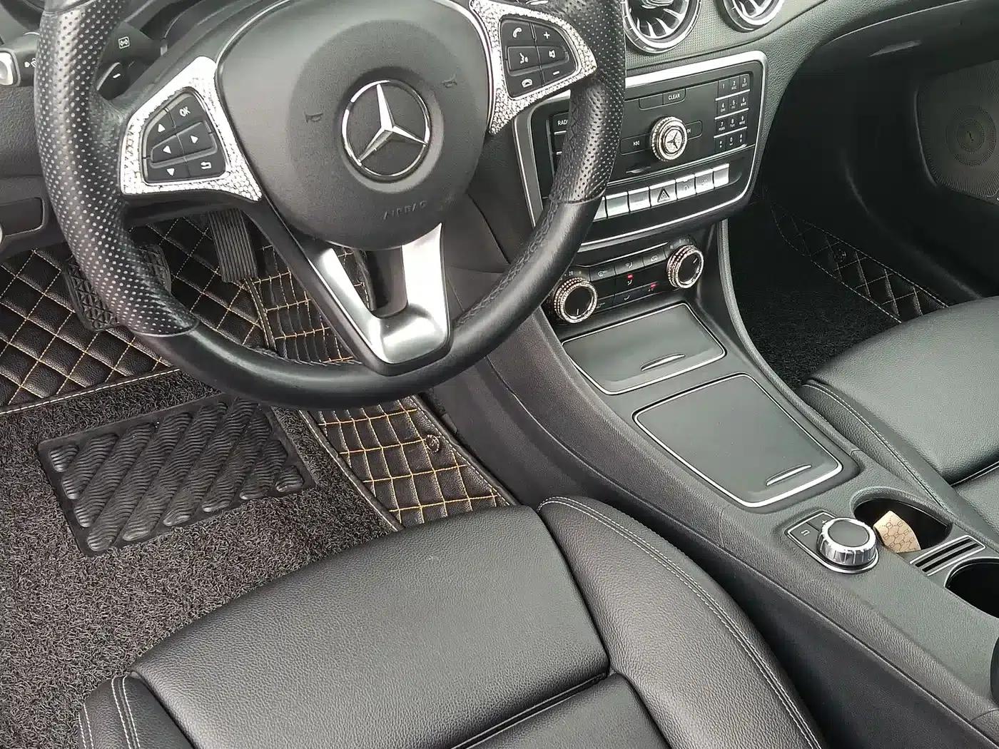 Mercedes-Benz CLA (Imported) 2018 CLA 200 Fashion Edition — миниатюра 7