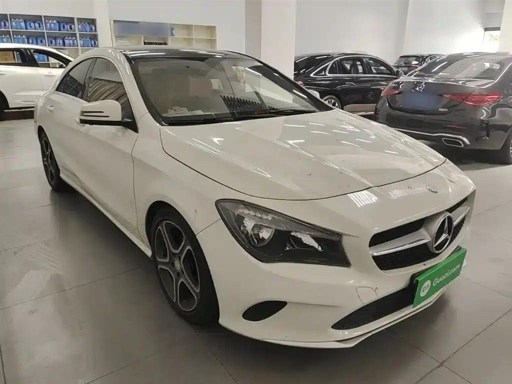 Imported Mercedes-Benz CLA 2017 CLA 180 — миниатюра 4