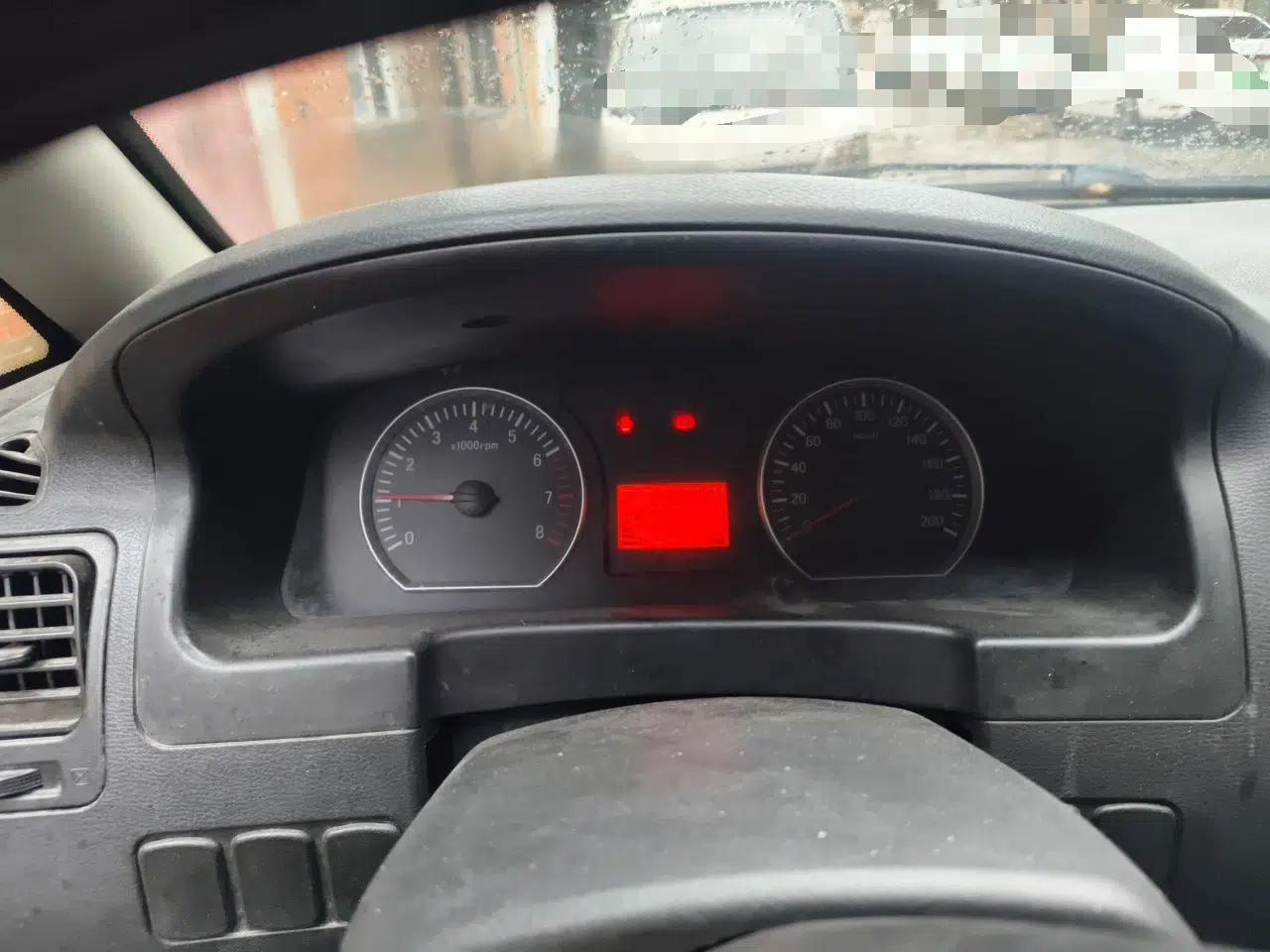 FORTHING Lingzhi 2015 V3 1.5L 5-Seater Special Offer Model — миниатюра 12
