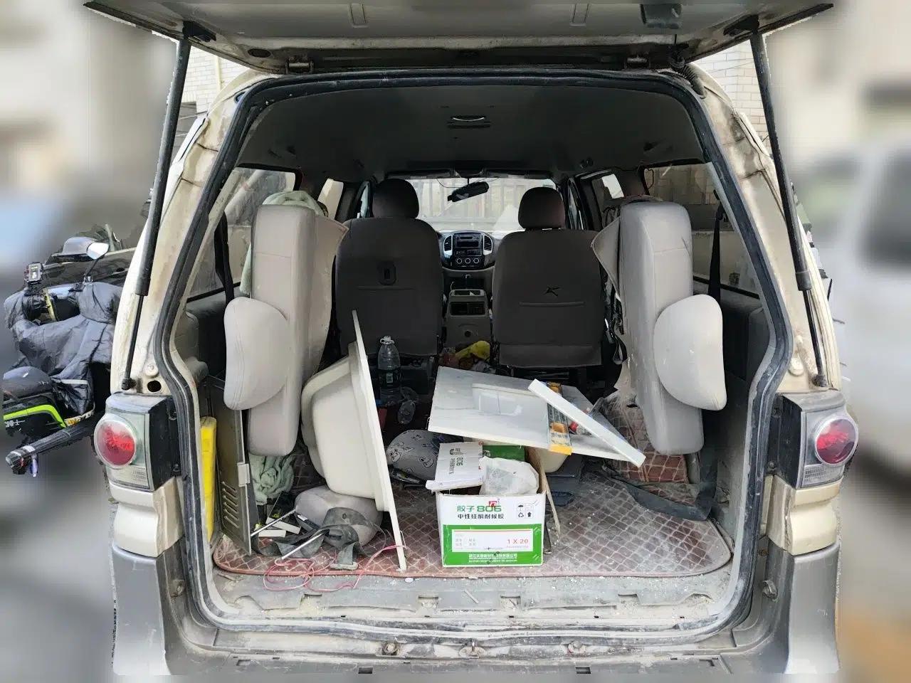 FORTHING Lingzhi 2016 M3L 1.6L 7-Seater Comfort Model — миниатюра 20