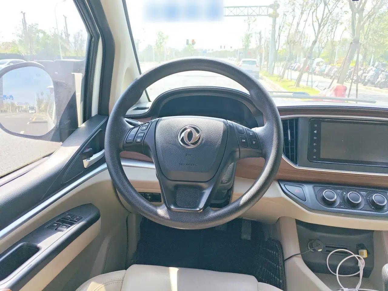 FORTHING Lingzhi 2019 M5L 1.6L 7-Seater Luxury Model China VI Standard — миниатюра 11