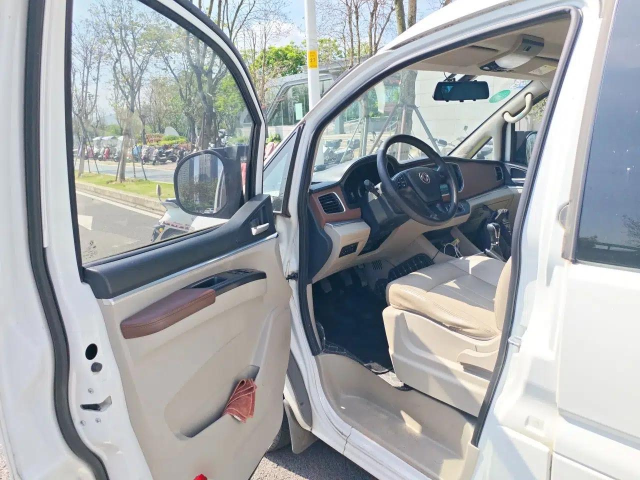 FORTHING Lingzhi 2019 M5L 1.6L 7-Seater Luxury Model China VI Standard — миниатюра 17