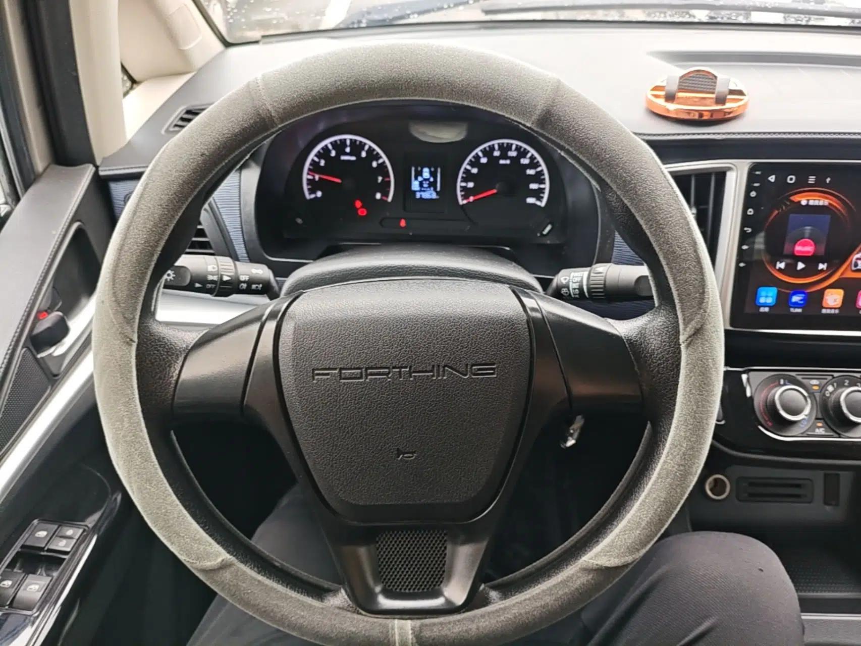 FORTHING Lingzhi 2022 M5L 1.6L Utility Model 7 Seats — миниатюра 14