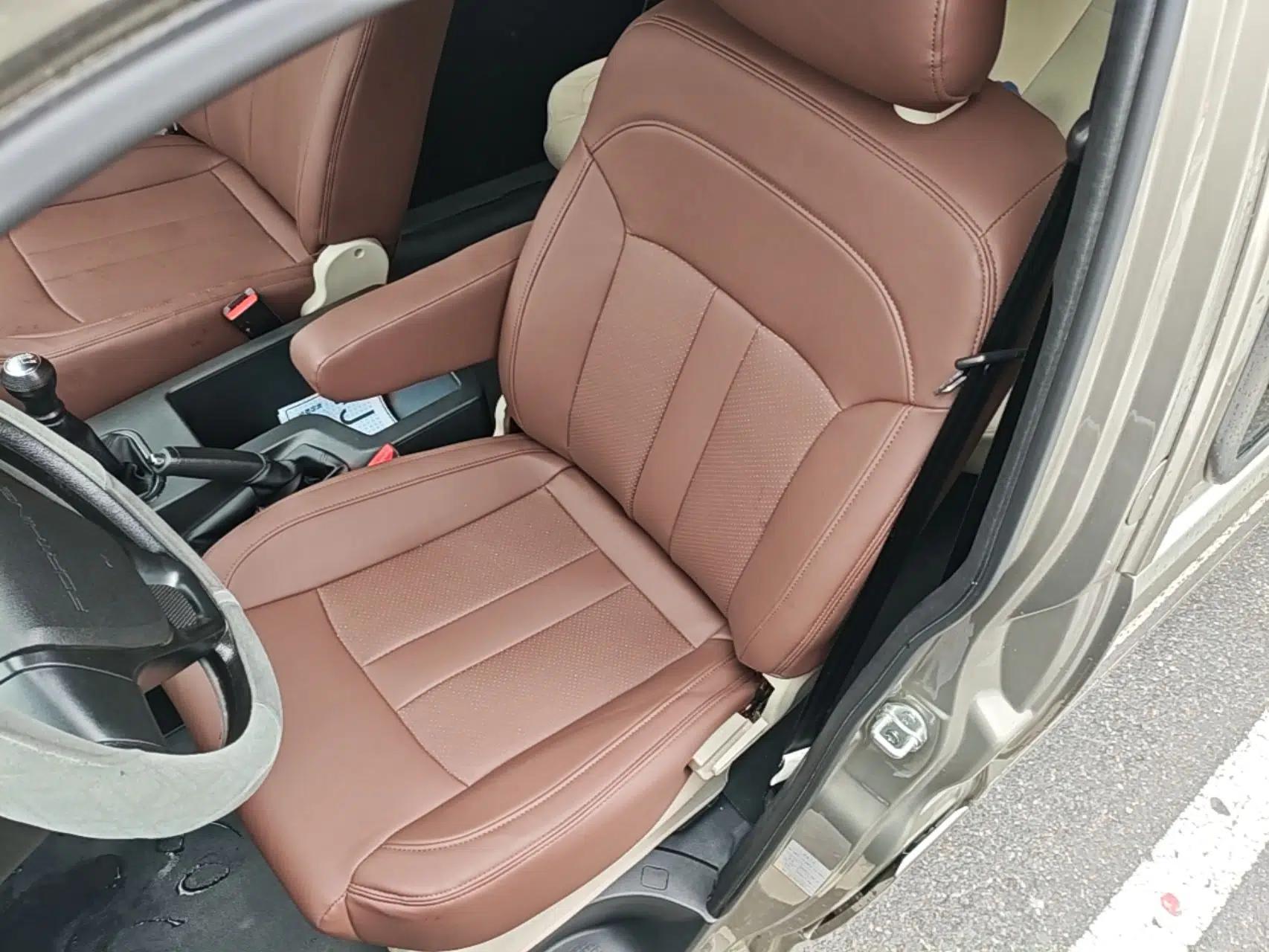 FORTHING Lingzhi 2022 M5L 1.6L Utility Model 7 Seats — миниатюра 18
