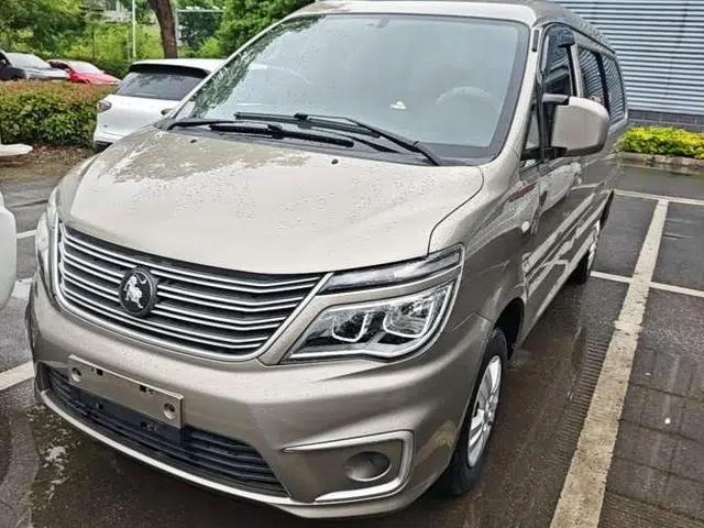 FORTHING Lingzhi 2022 M5L 1.6L Utility Model 7 Seats