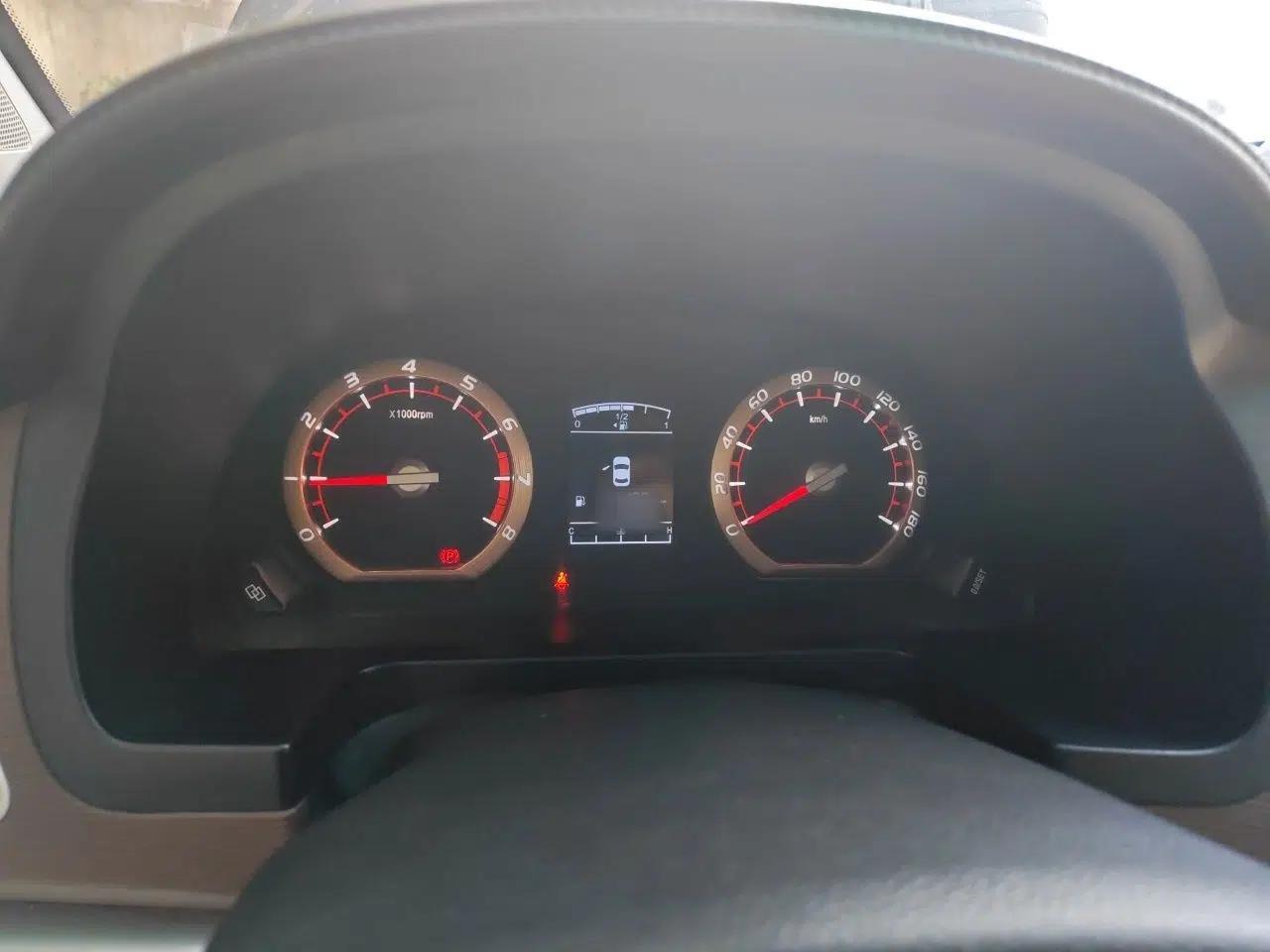 FORTHING Lingzhi 2018 M5 1.6L 7-Seater Luxury Model — миниатюра 10