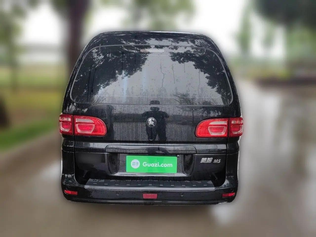 FORTHING Lingzhi 2022 Striving Version M5L 1.6L Base Model 9-Seater — миниатюра 5