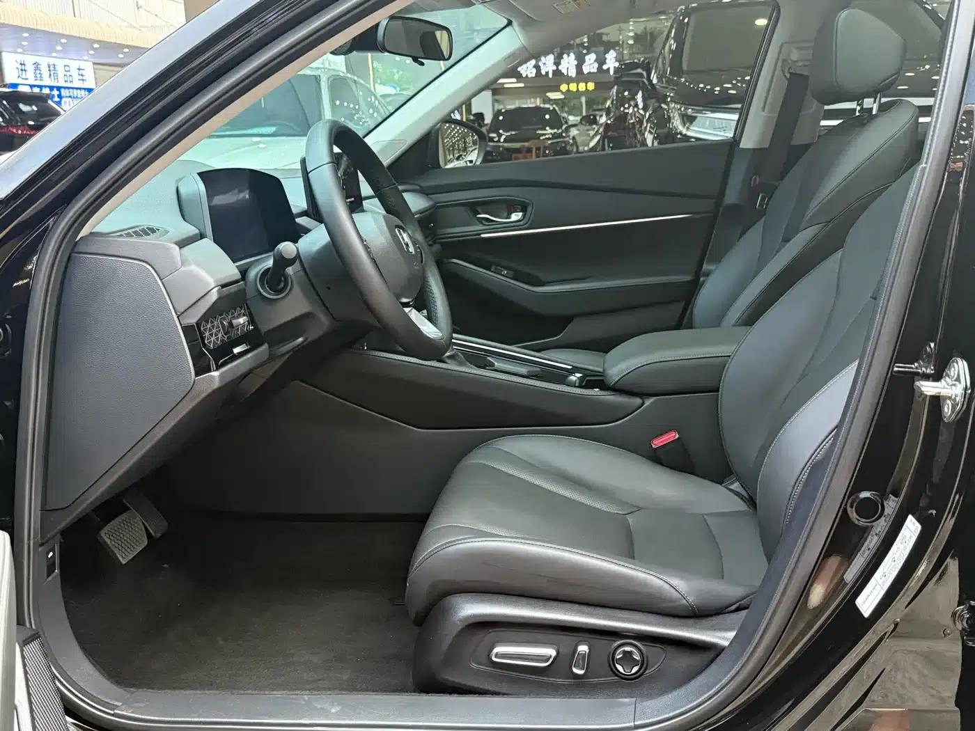 Accord 2023 260TURBO Premium Edition — миниатюра 16