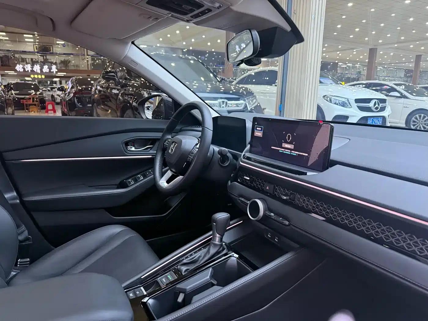 Accord 2023 260TURBO Premium Edition — миниатюра 10