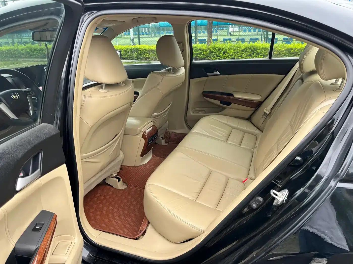 Accord 2012 2.0L SE — миниатюра 9