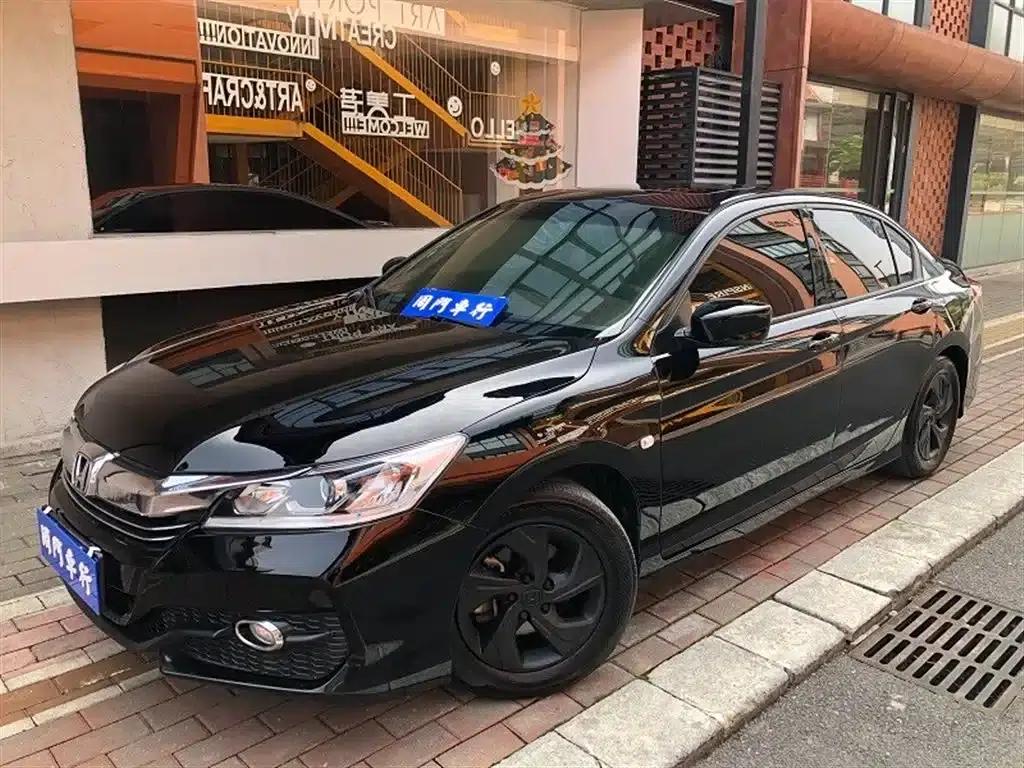 2016 Honda Accord 2.0L Comfort Edition — миниатюра 1