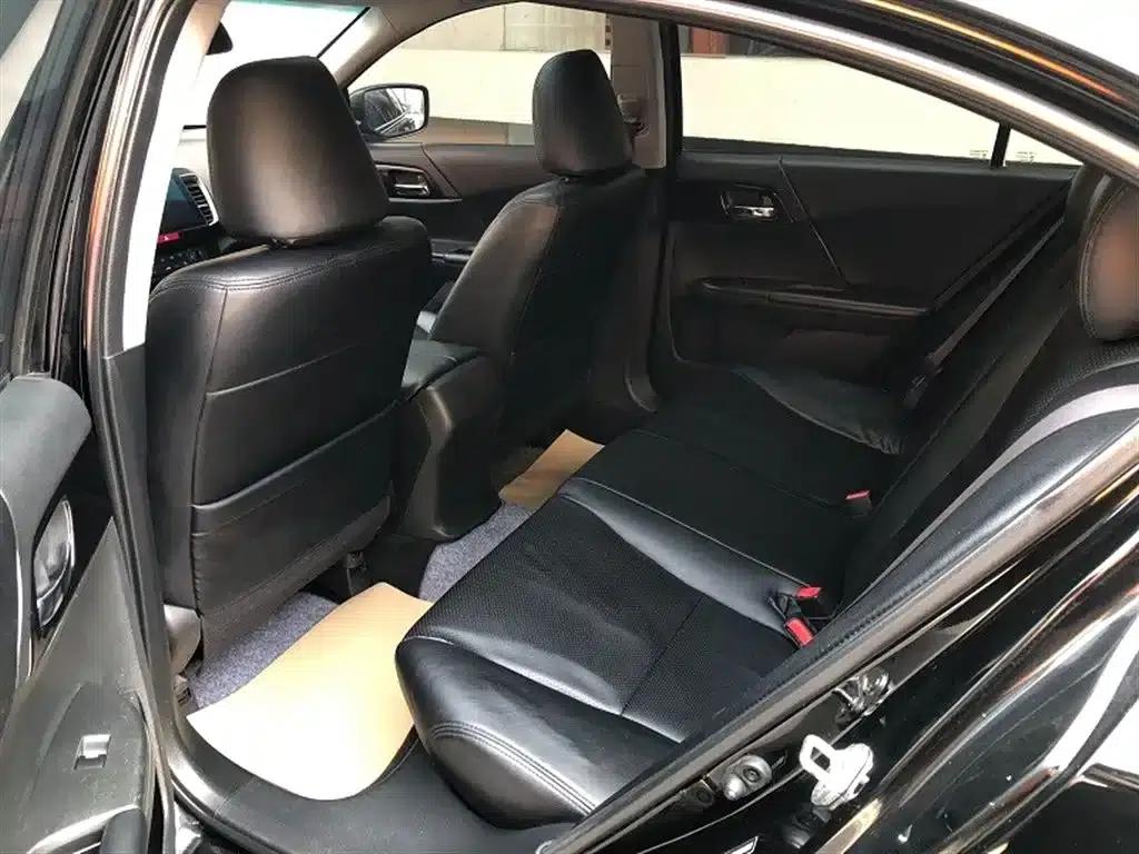 2016 Honda Accord 2.0L Comfort Edition — миниатюра 9