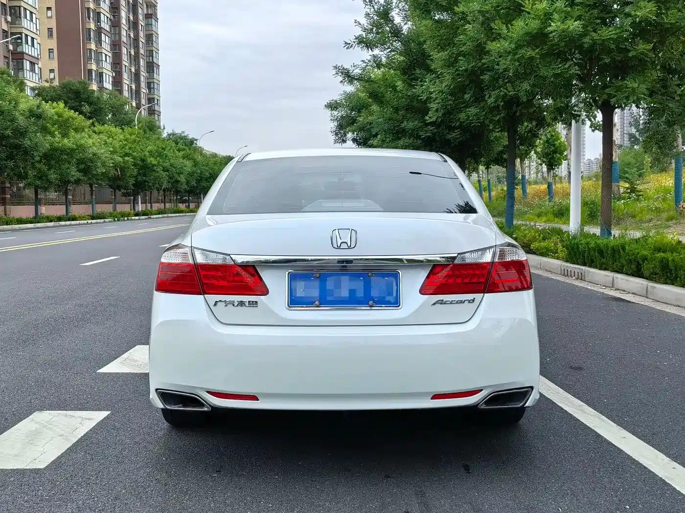 2015 Honda Accord 2.0L LX Comfort Edition — миниатюра 4