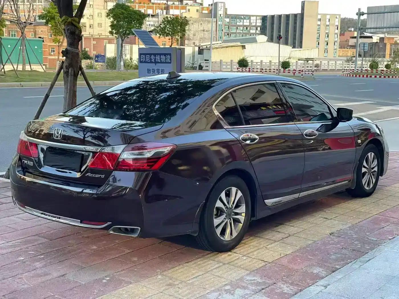 2014 Honda Accord 2.0L LX Comfort Edition — миниатюра 7