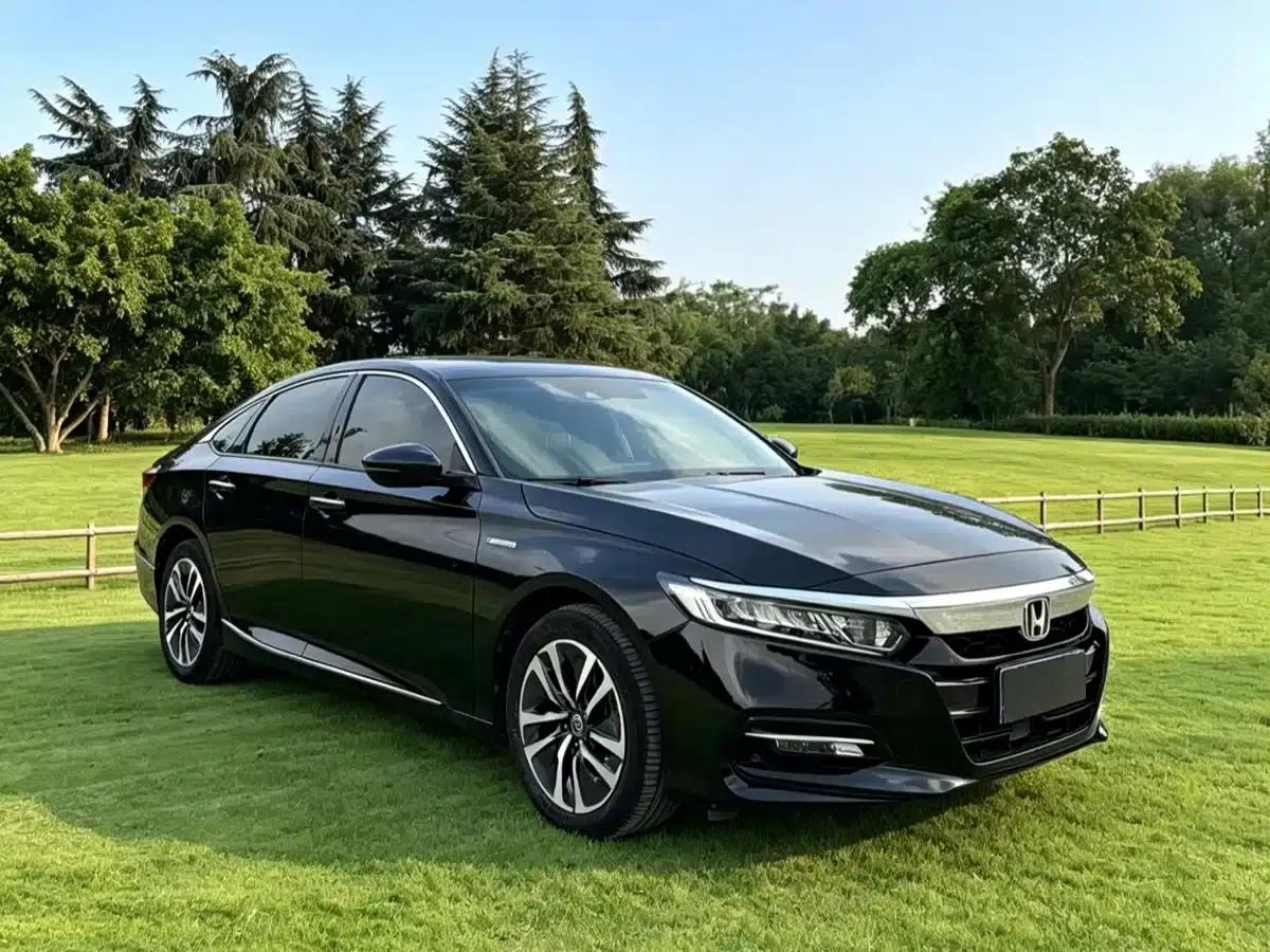 2022 Honda Accord Hybrid 2.0L Elite Edition — миниатюра 3