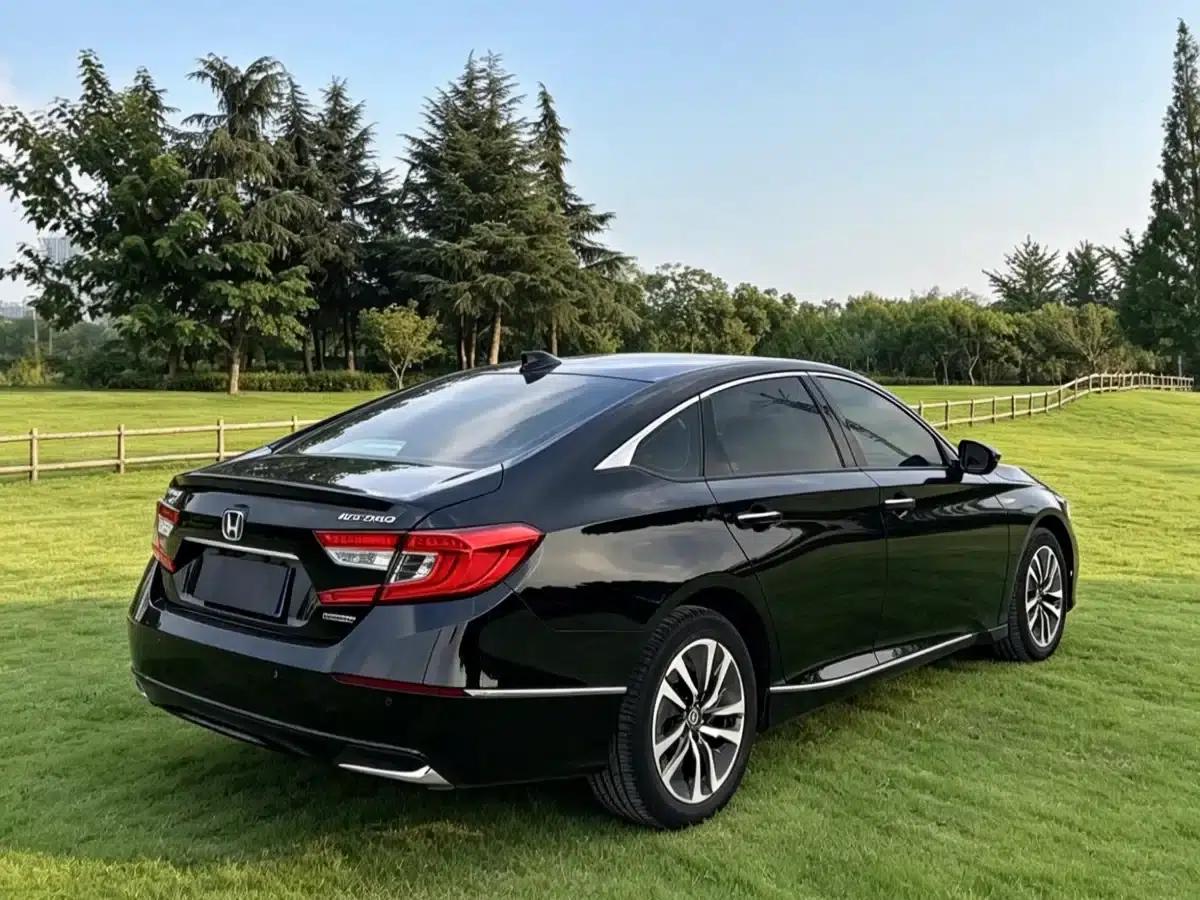 2022 Honda Accord Hybrid 2.0L Elite Edition — миниатюра 7