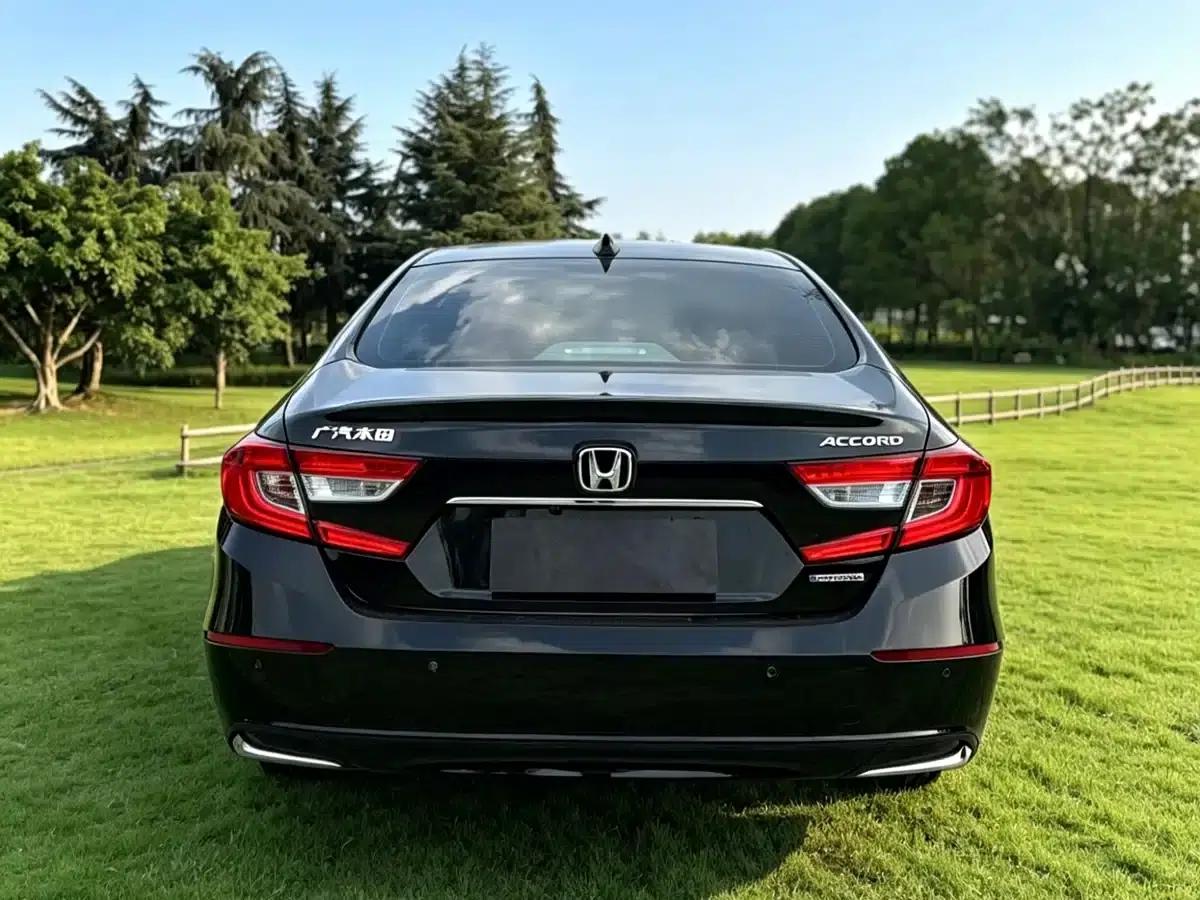 2022 Honda Accord Hybrid 2.0L Elite Edition — миниатюра 8