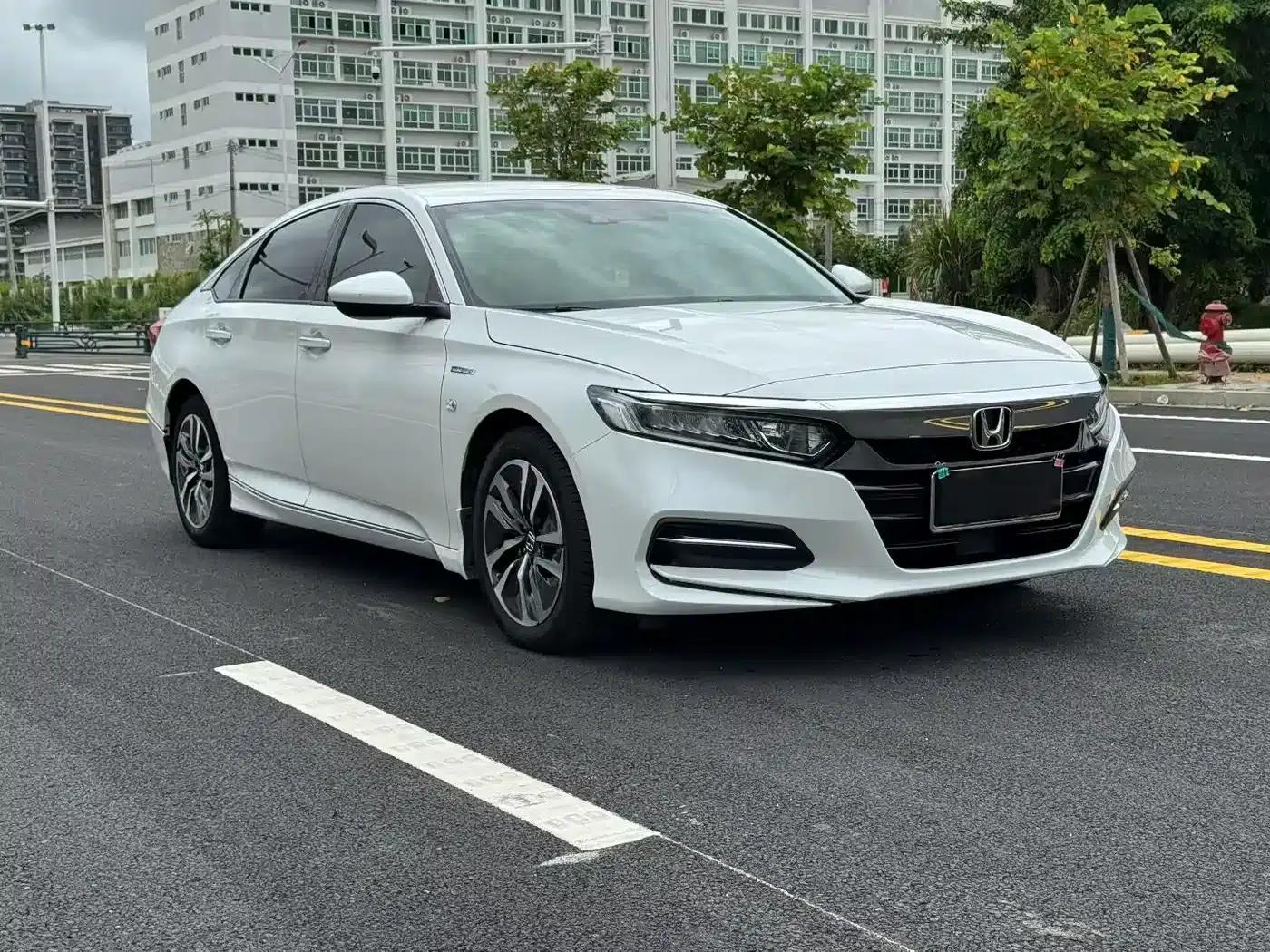2018 Honda Accord Hybrid 2.0L Sport Edition (National V Emission Standard) — миниатюра 3