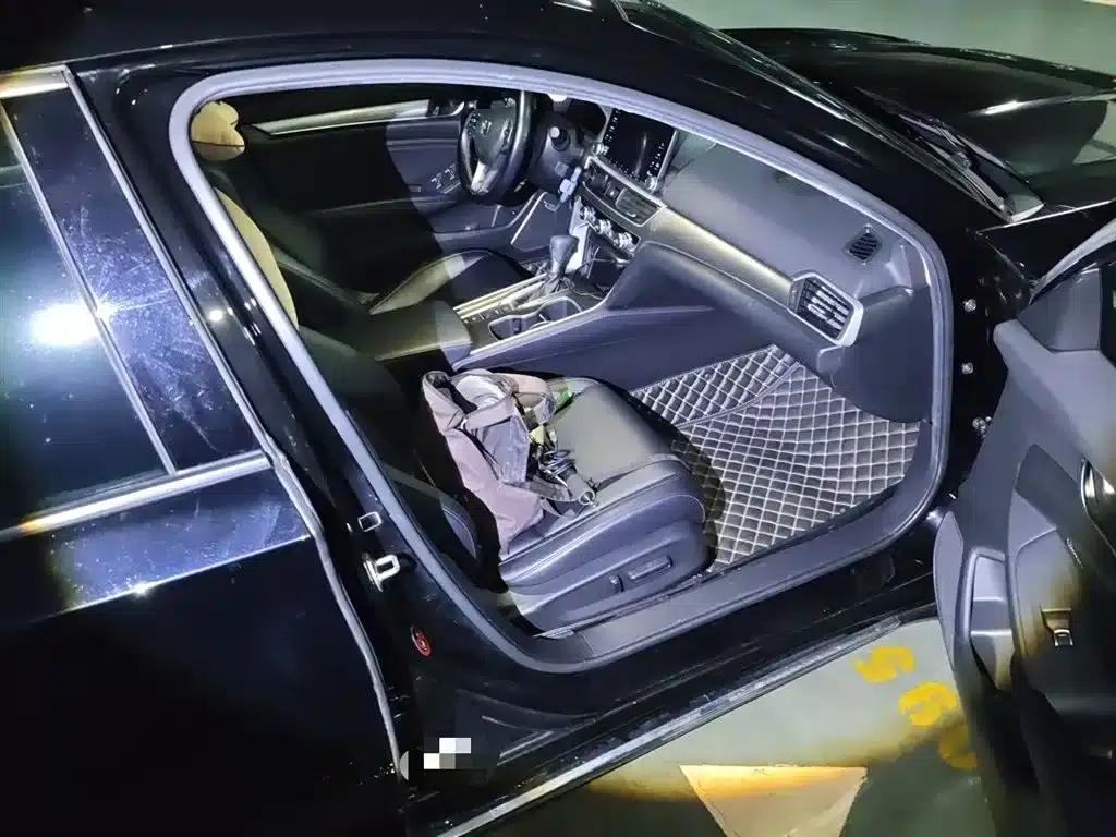 2018 Honda Accord 260TURBO Luxury Edition (China VI Emission Standard) — миниатюра 20