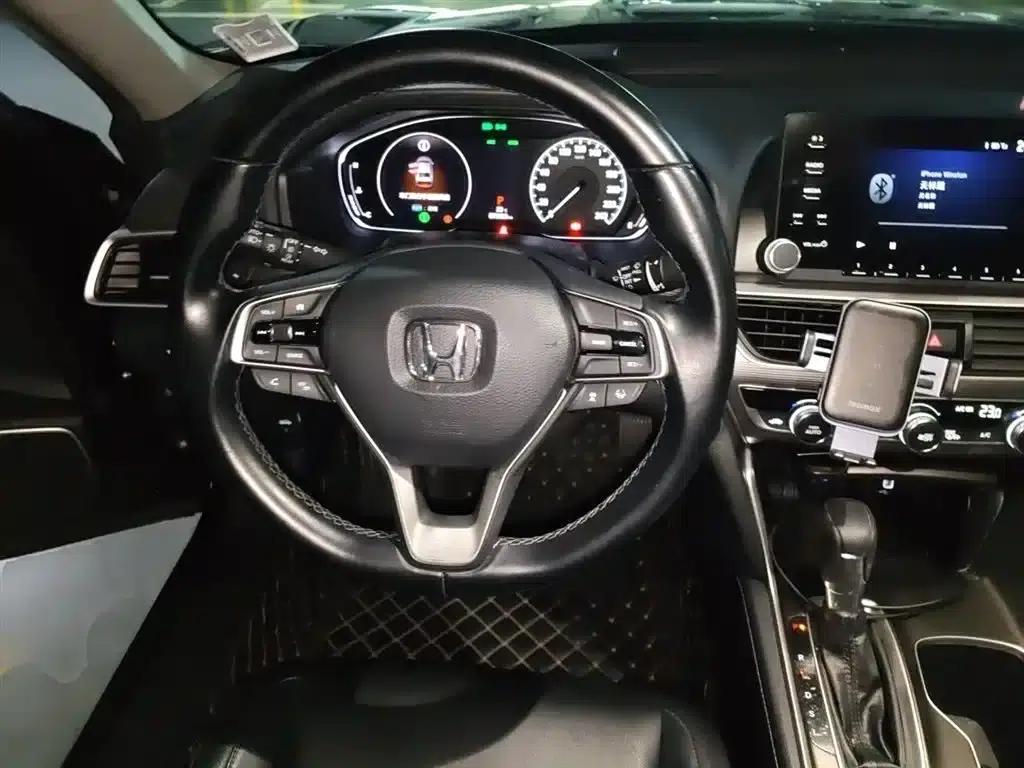 2018 Honda Accord 260TURBO Luxury Edition (China VI Emission Standard) — миниатюра 3