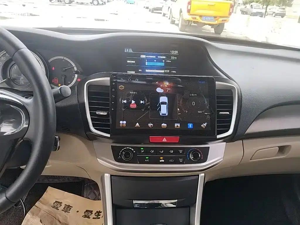 2015 Honda Accord 2.0L LXS Elite Edition — миниатюра 13